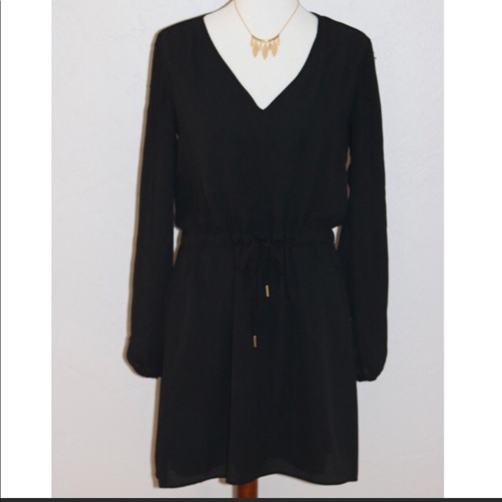 Banana Republic tie waist dress